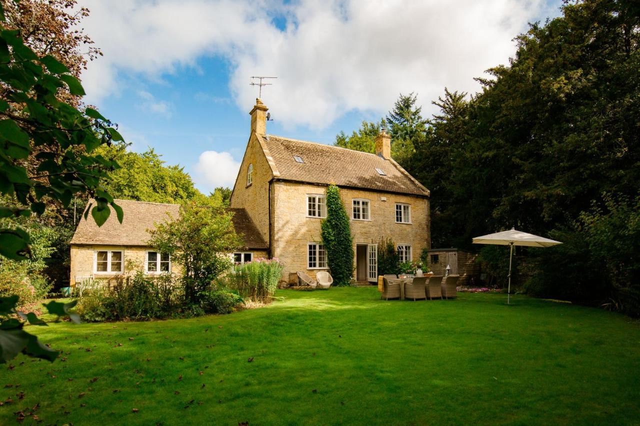 Temple Guiting Cottage Exteriör bild